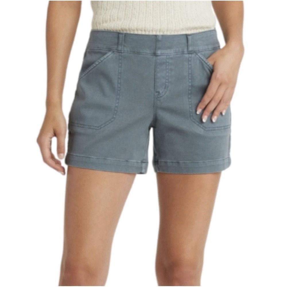 SPANX Stretch Twill Shorts Hazy Grey Sz L 5" Inseam Pull-On Rolled Hem Pockets